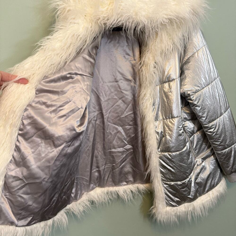 Donna Salyers Fabulous Furs Coat Women 2X Silver Metallic Hooded Faux Fur Puffer - Picture 8 of 12